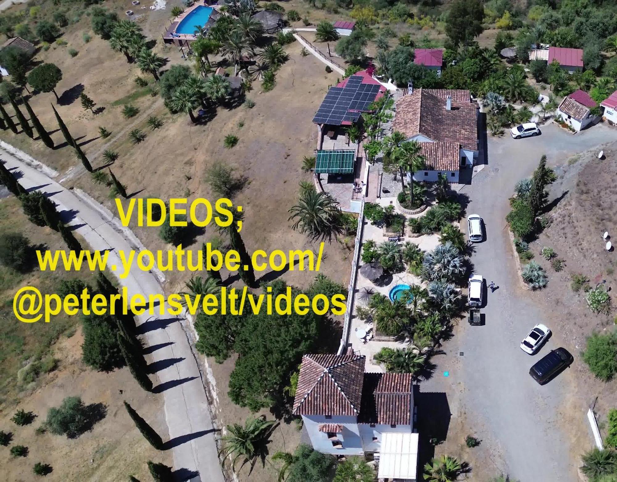 Tiny House 12M2 In Holiday Park With 55 M2 Pool Tolox Bagian luar foto