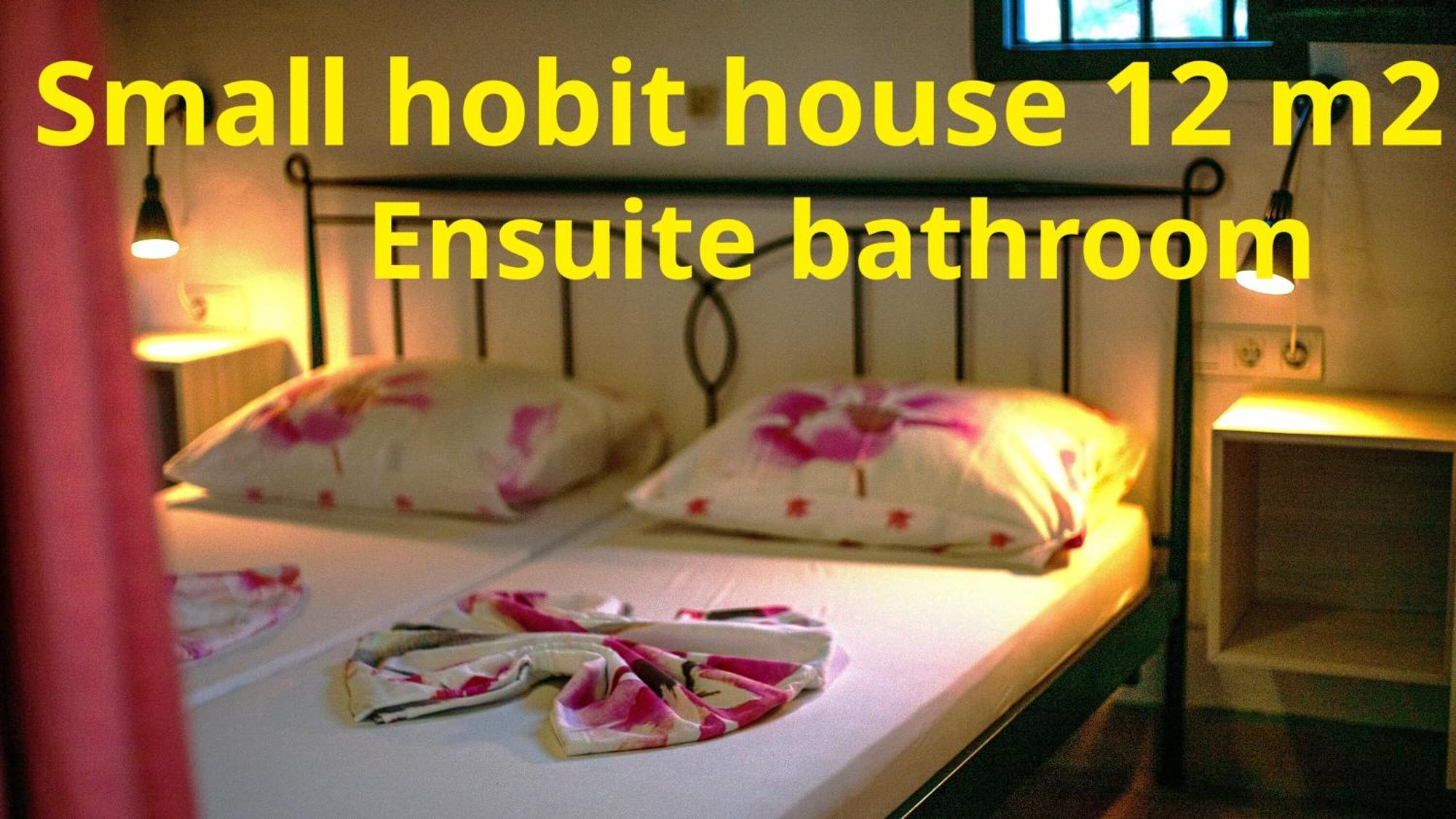 Tiny House 12M2 In Holiday Park With 55 M2 Pool Tolox Bagian luar foto