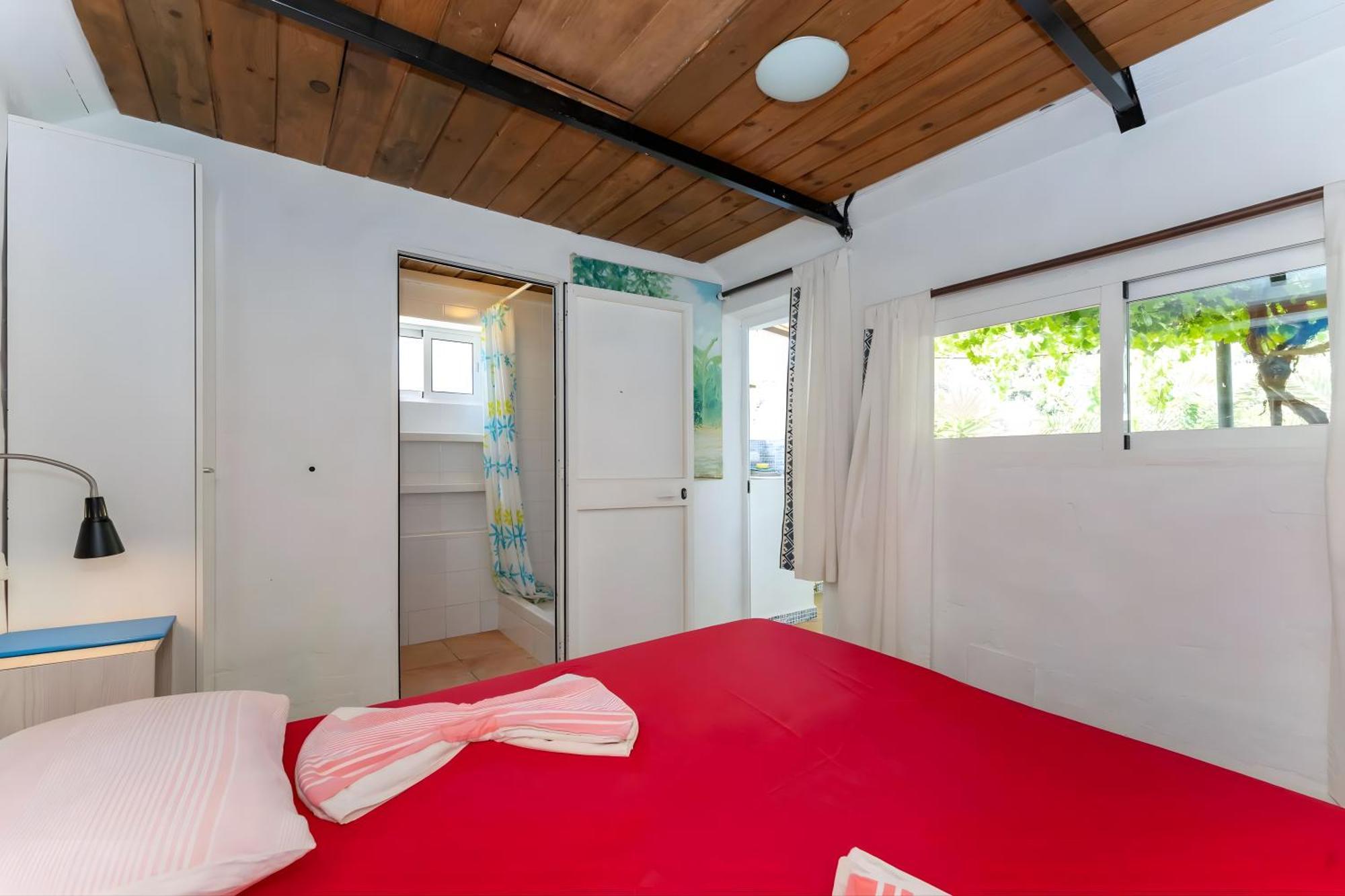 Tiny House 12M2 In Holiday Park With 55 M2 Pool Tolox Bagian luar foto